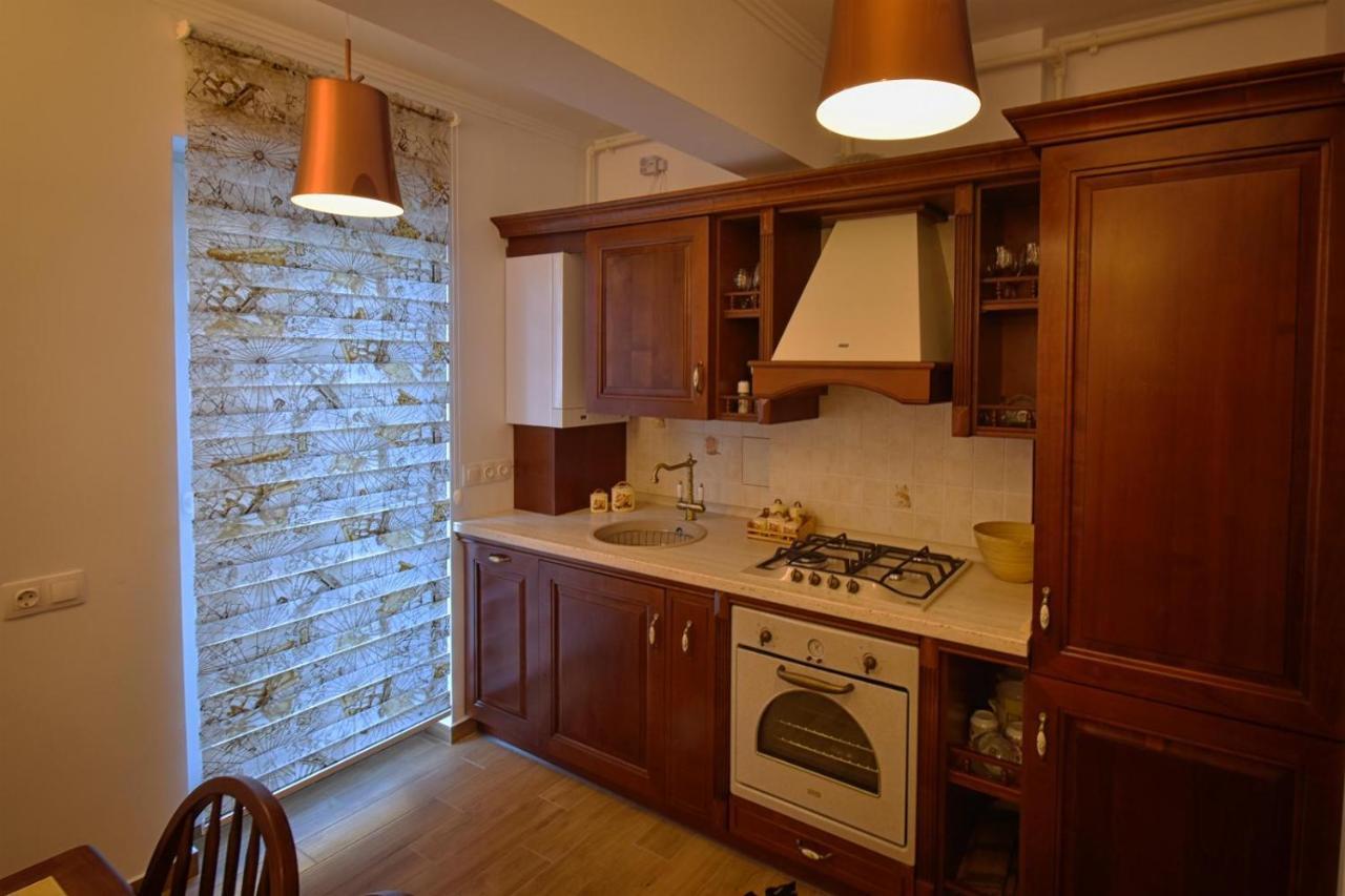 Apartment Stefan Braşov Buitenkant foto